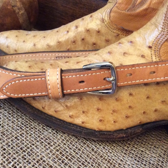 Circle Y of Yoakum belt handmade in Texas. - Picture 2 of 4